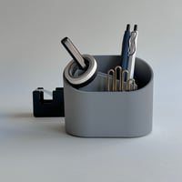 STAND _ 02