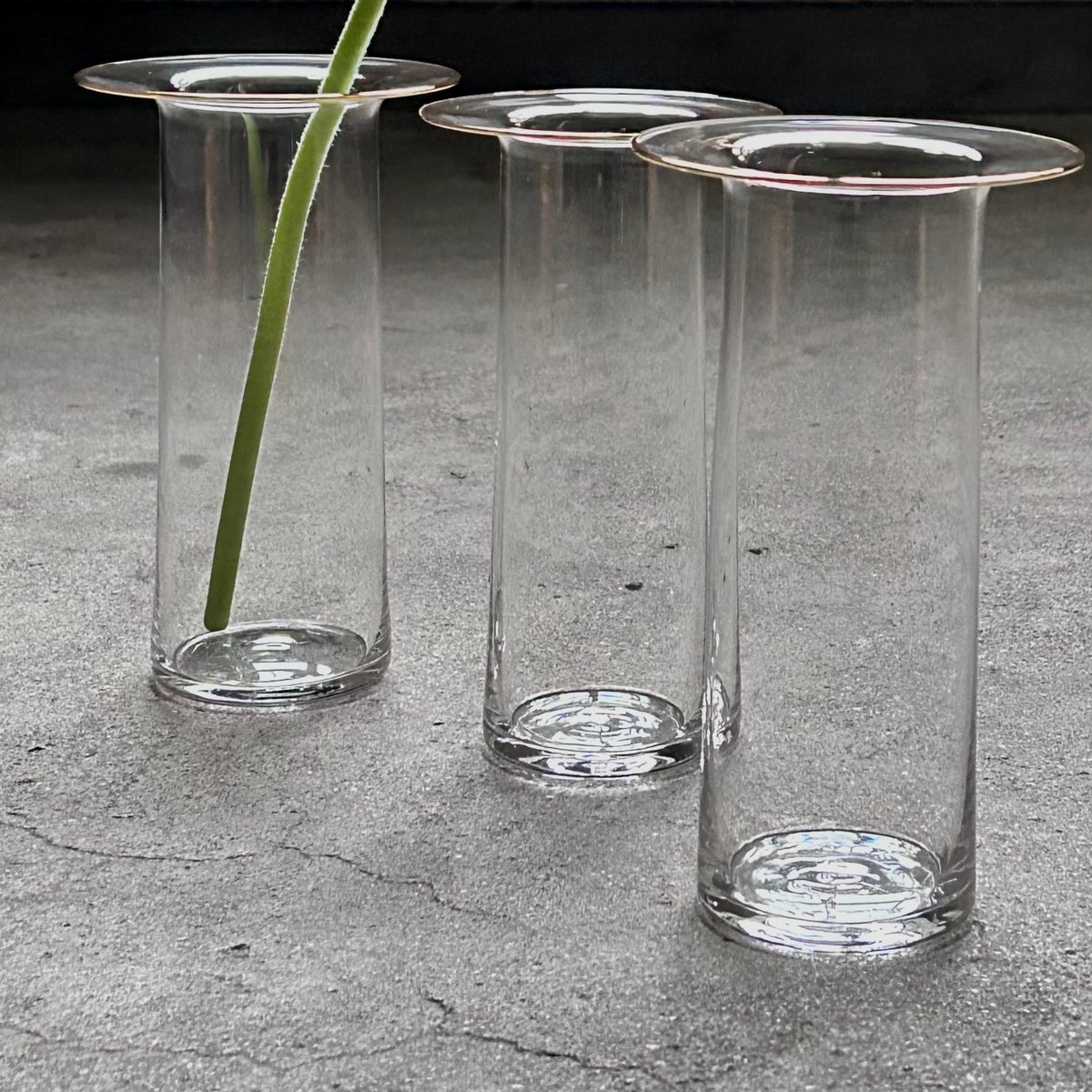 奥 泰我 / hoop vase kaku M | toau