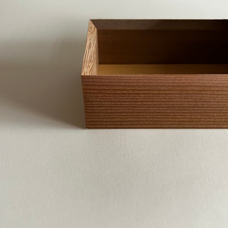 WOODS  BOX _ M