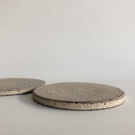 遠藤 岳  /   Stand dish  φ110  _ white