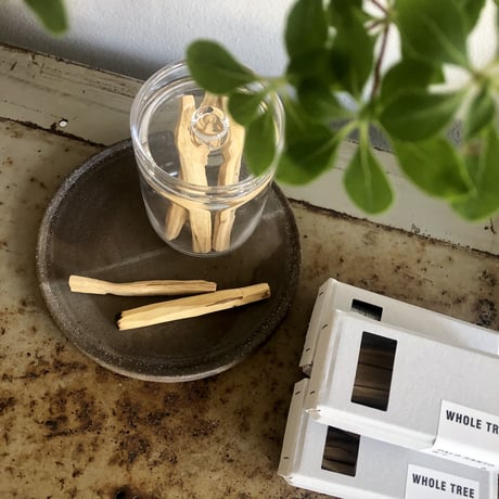 WHOLE TREE   /  PALO SANTO