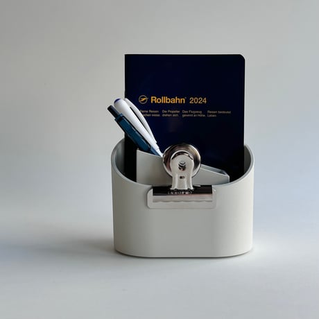 STAND _ 02