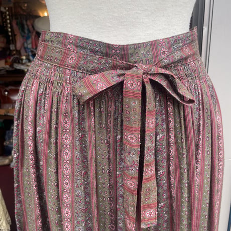 vintage skirt ＊e776