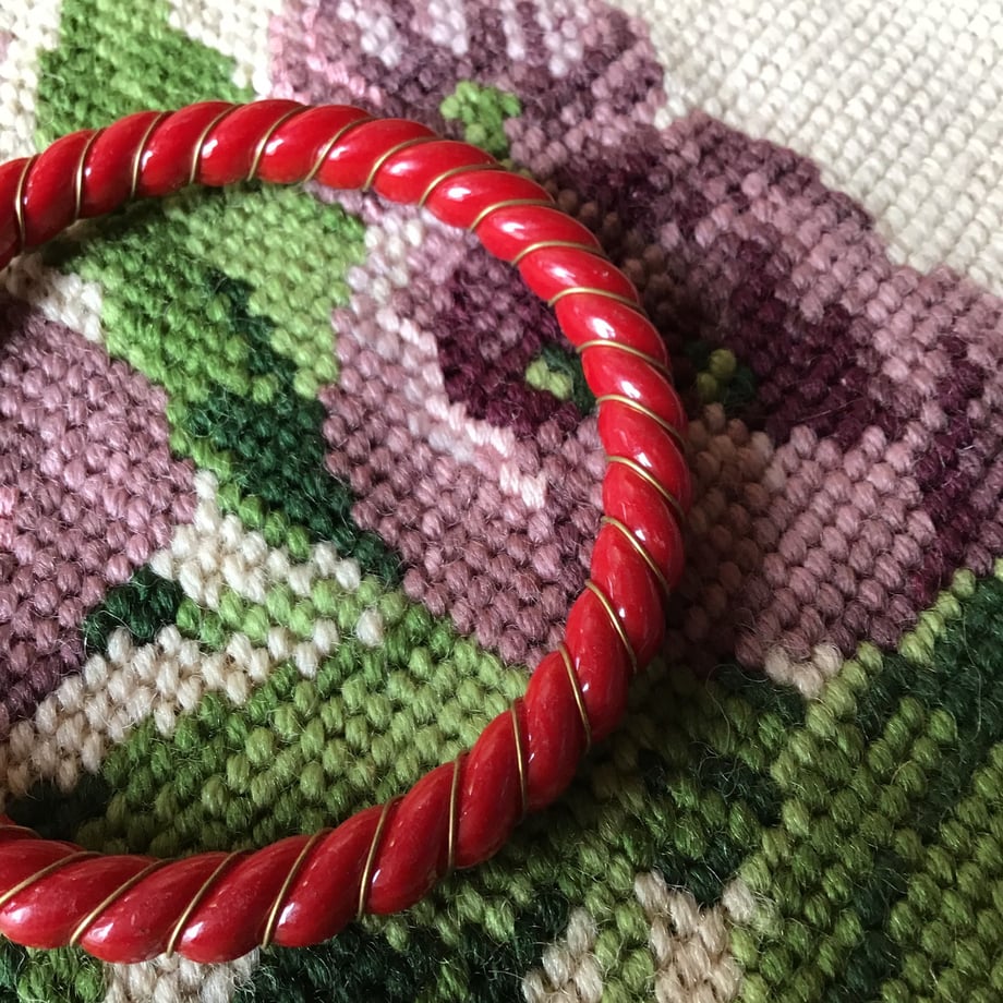 5ec48e62cee9ea4b6ef50e7e