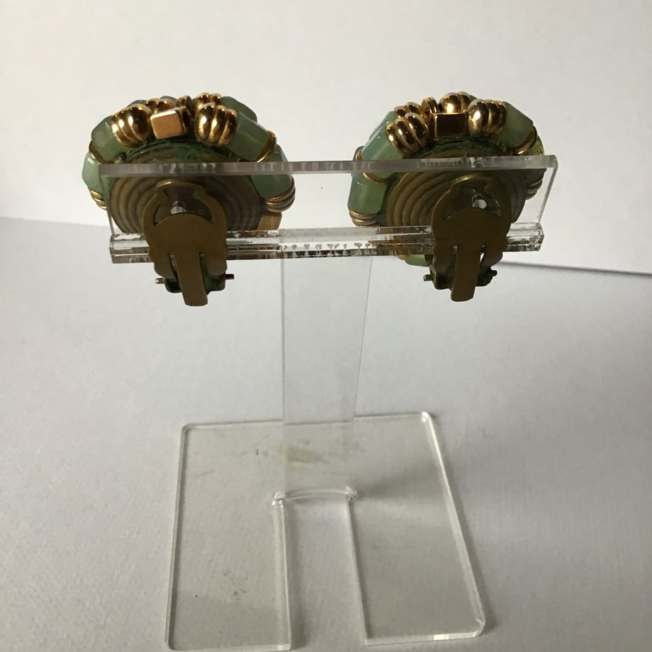 5ec216ea34ef01070af3dfdb