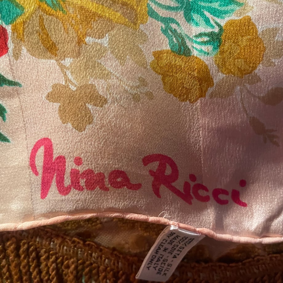 67b848bee5a6e601f09dc081