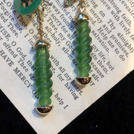 Handmade pierce＊y371