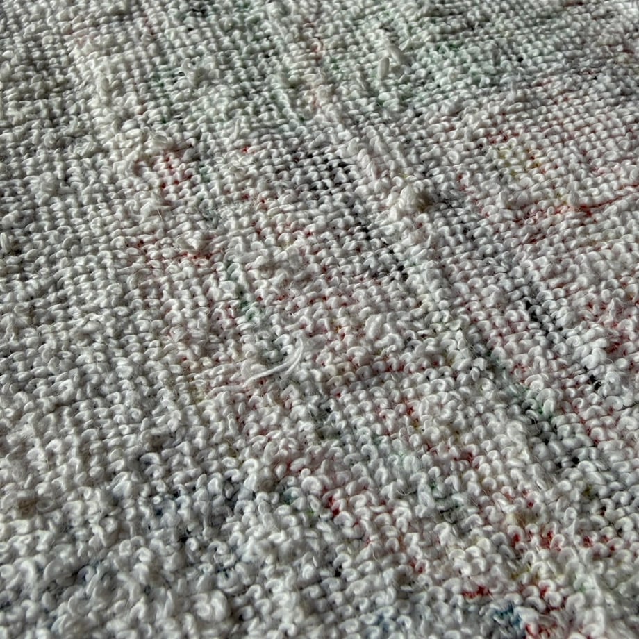 690d8fcdff119b2500baf79c