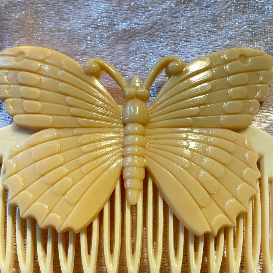 66f6697b4b7d390700fd3810