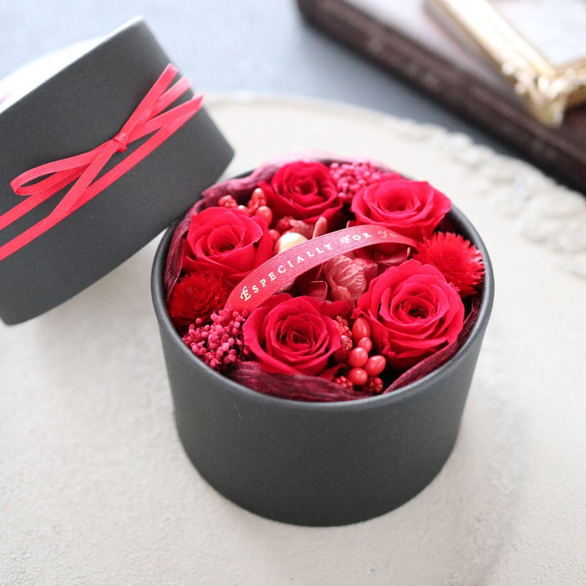 Preserved Flower】ミニ薔薇のエスペシャリーフラワーボックス｜誕生日