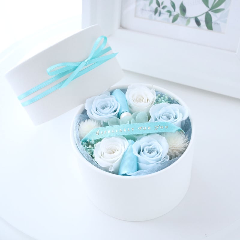 Preserved Flower】ミニばらのエスペシャリーフラワーボックス｜誕生日