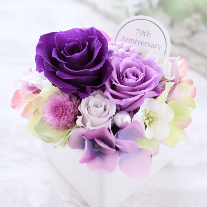 Preserved Flower】送料無料｜紫のバラの華やかなケース入り