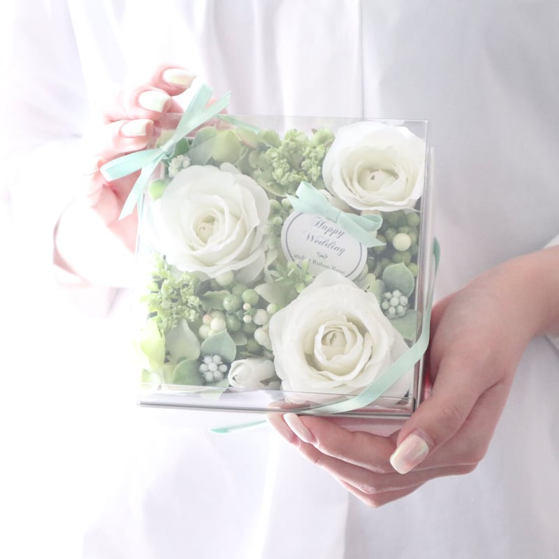 Artificial Flower】エレガントなホワイトローズのケース入フラワー