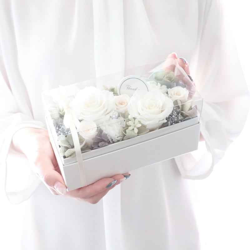 Preserved Flower】ホワイトローズのシャビーシックなケース入フラワー
