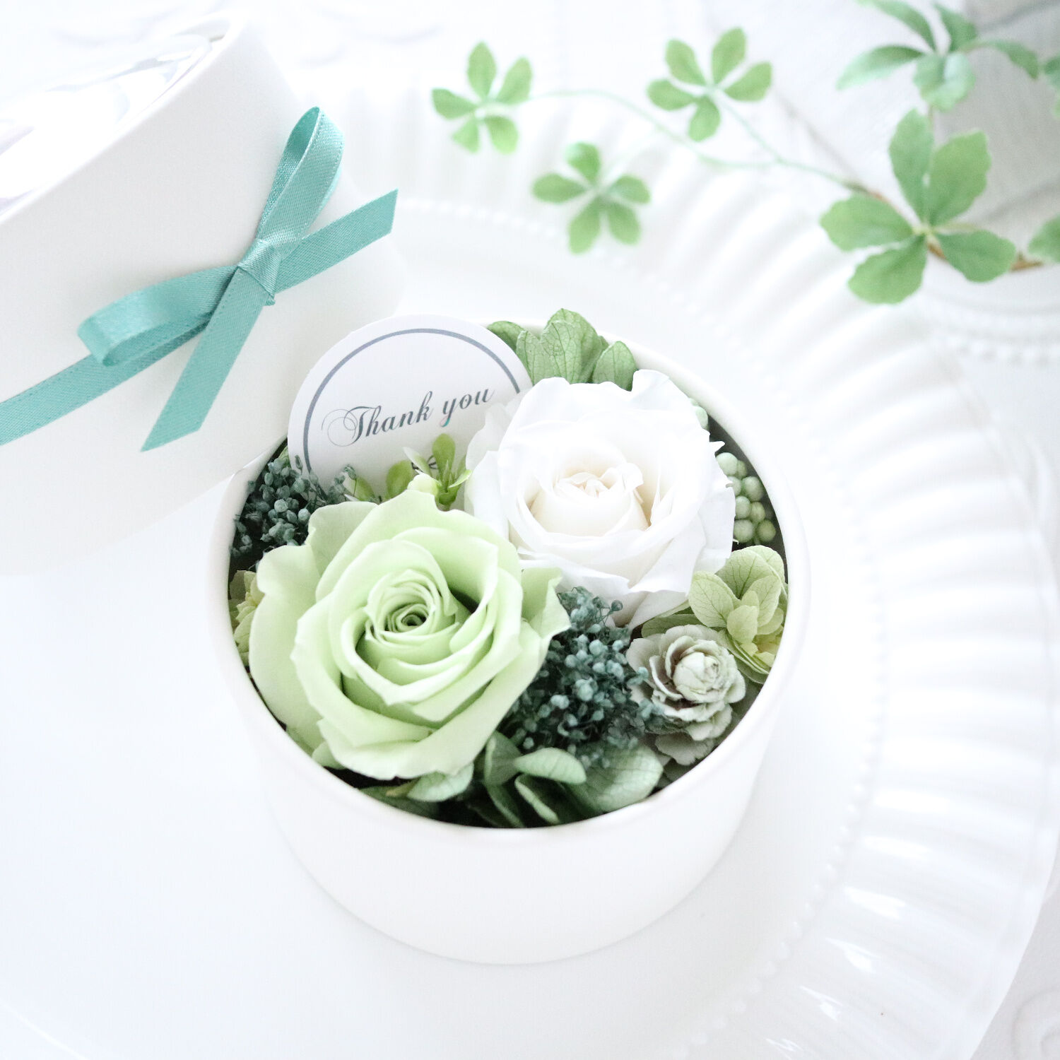 Preserved Flower】ライトグリーンのシンプルなプチフラワーボックス