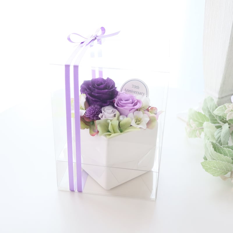 Preserved Flower】送料無料｜紫のバラの華やかなケース入り