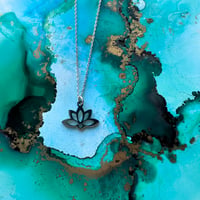 Lotus necklace (ST-15)