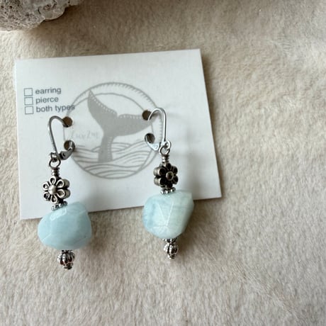 aquamarine