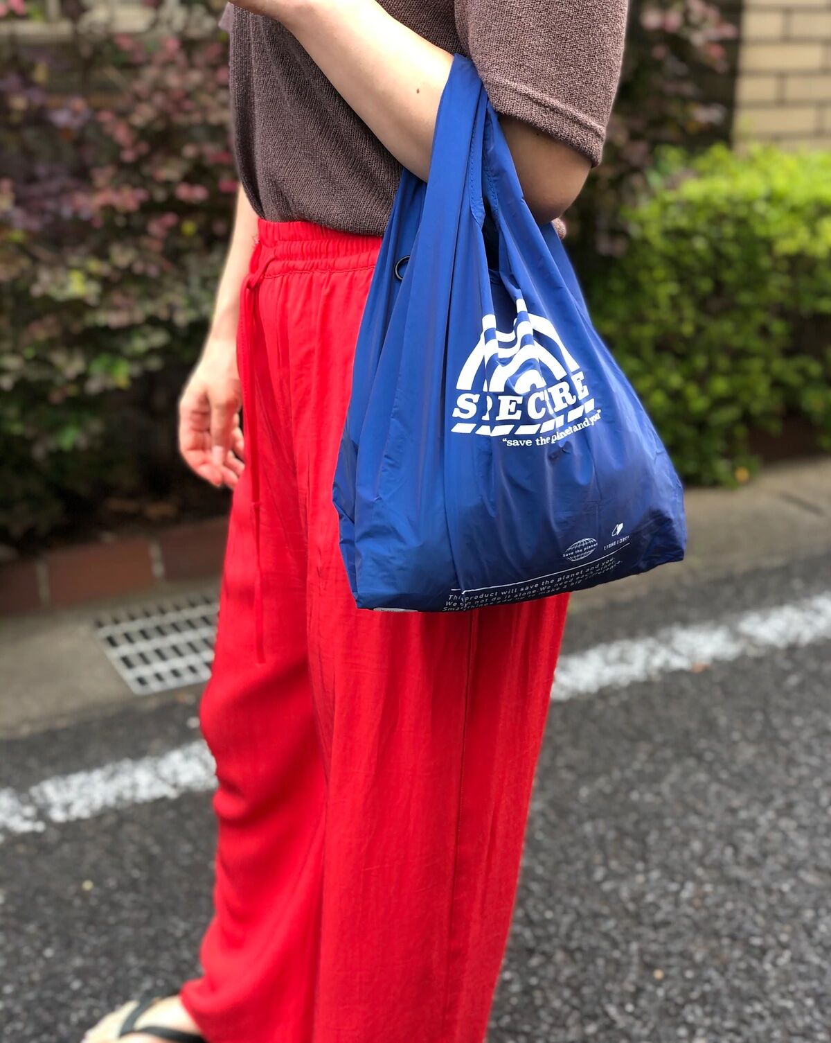 TECH SKIN オーロラ　セルフバッグ Aurora Conveni Bag 2.0 (Msize) | LIGHT FORCE ST