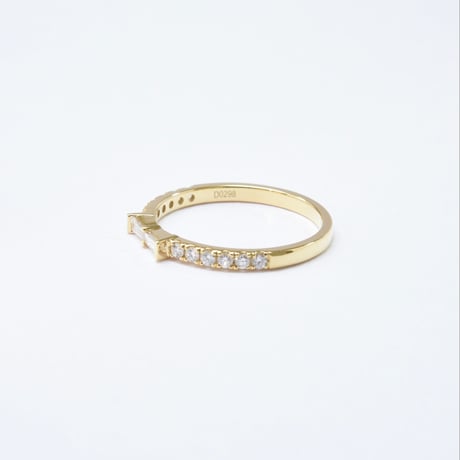 K18 Baguette Ribbon Diamond Ring