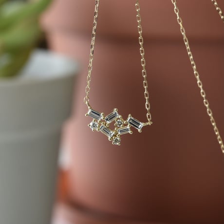 K18 Snowflake Diamond  Necklace