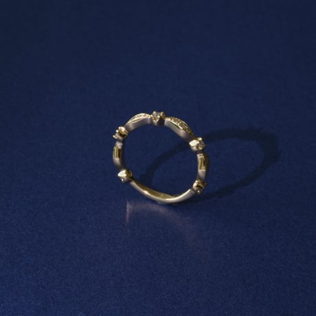 K18 Floral Diamond Ring