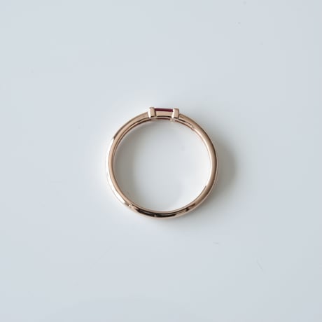 14K BG Cut Ruby Ring