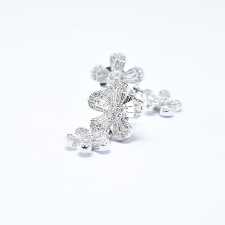 K18 Diamond Flower Earrings (ピアス)