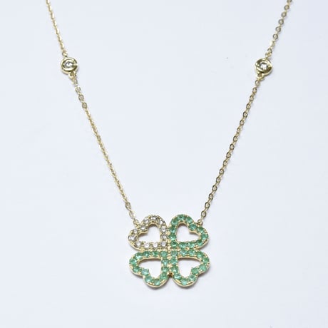 K18 Emerald Clover  Necklace