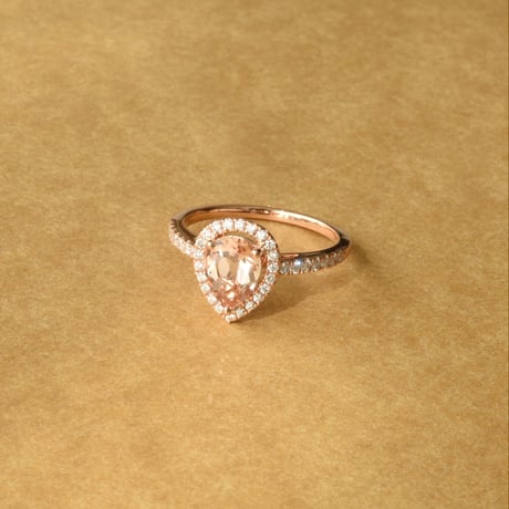 K18 Morganite Diamond Ring