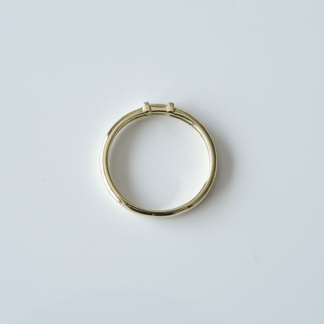 18K BG Cut Diamond Ring