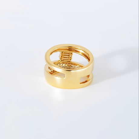 K18 Crescent Glow Diamond Ring