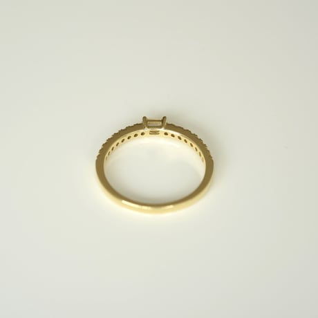 K18 Yellow Gold BG Diamond Ring