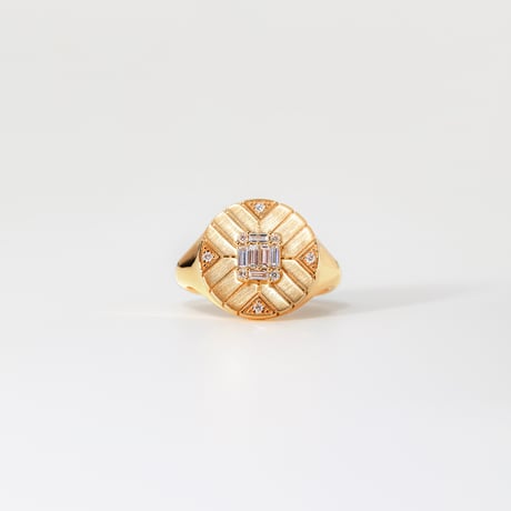 K18 Kara Motif Diamond Ring