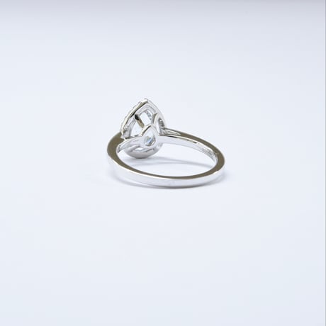 K18 Aquamarine diamond Ring