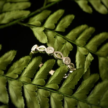 PT950 Green Diamond Ring