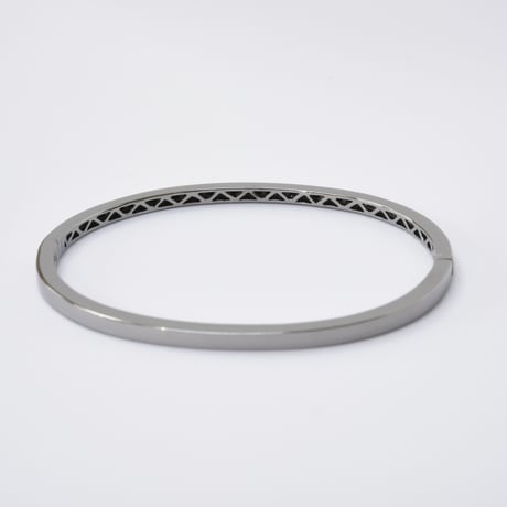 K18  Black Diamond Bangle