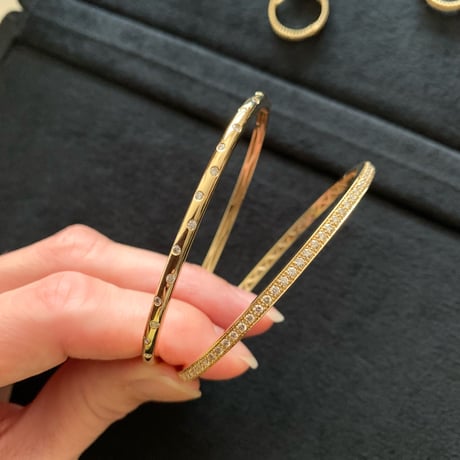 K18  Round Diamond Bangle