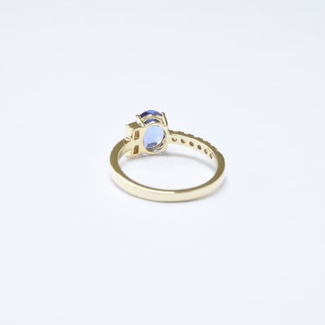 K18 Twilight Blue Tanzanite Ring