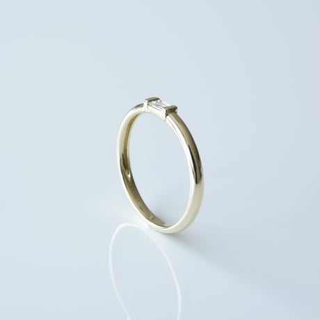 18K BG Cut Diamond Ring