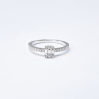 K18 Pure White Mosaic Diamond Ring
