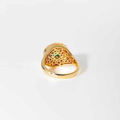 K18 Kara Motif Emerald Ring