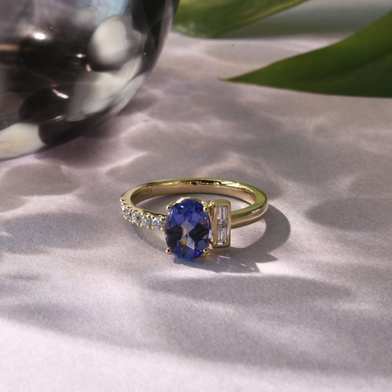K18 Twilight Blue Tanzanite Ring | HANA JEWELS