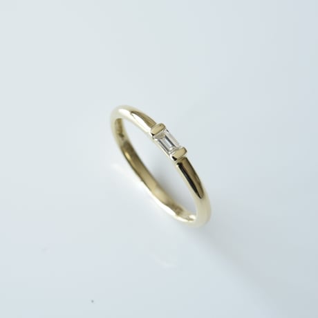 18K BG Cut Diamond Ring
