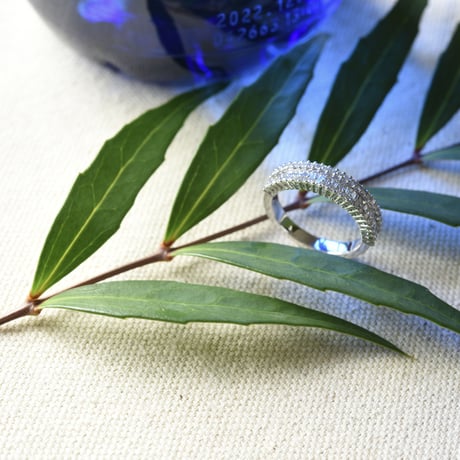 K18 Baguette Diamonds ring