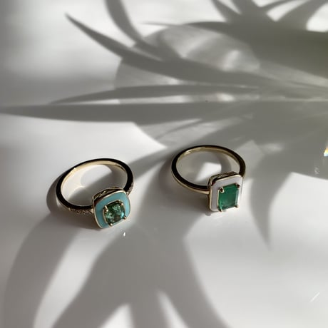 K14 Emerald Enamel Ring