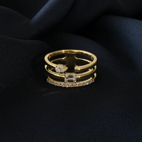 K18 Mix cut Diamonds Three-Row Ring