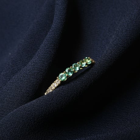 K18 Emerald Diamond Ring