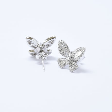 K18 Butterfly Diamond Earrings（ピアス）