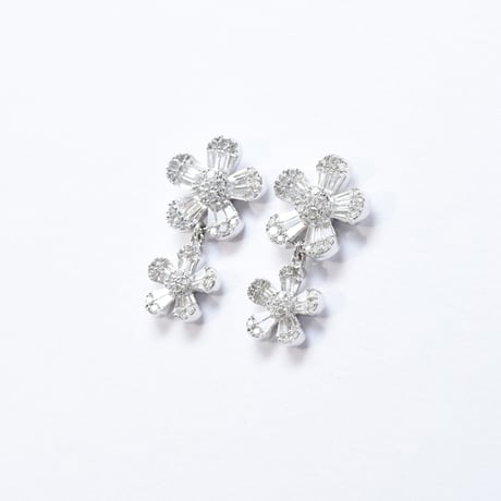 K18 Diamond Flower Earrings (ピアス)